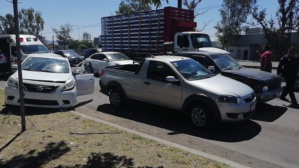 23 MAR LA CARRERA DE LA CAMIONETA